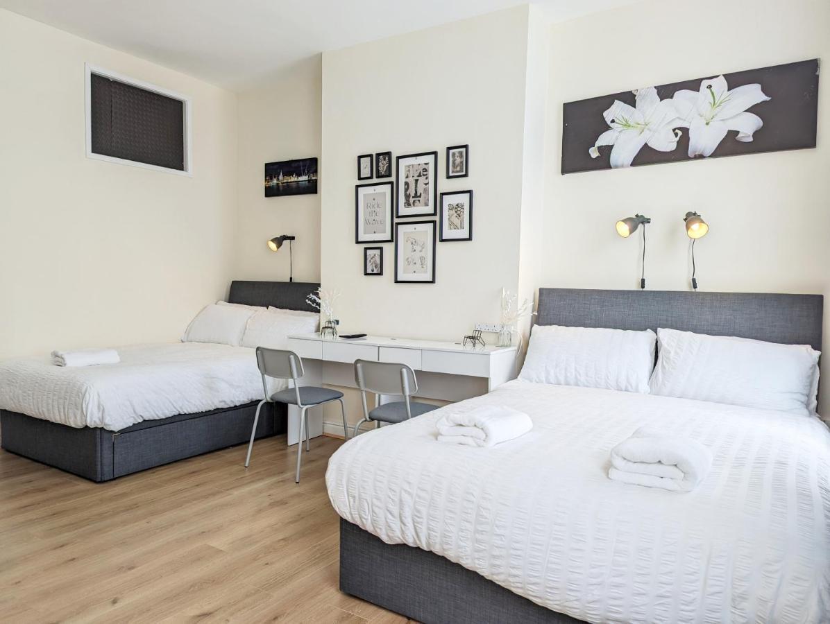 Guest Rooms In Anfiled Near Stadium, Free Parking Ливърпул Екстериор снимка